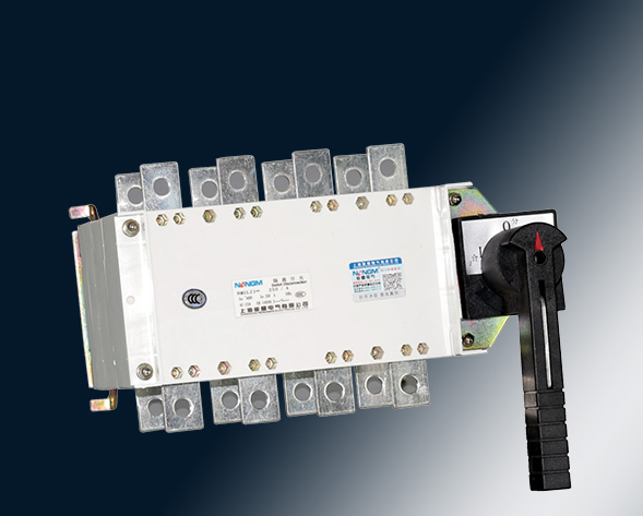 NMGLZ1-63A~3150A轉(zhuǎn)換隔離開(kāi)關(guān)（雙投開(kāi)關(guān)）上下組合運(yùn)用于兩條低壓電路切換或者兩個(gè)負(fù)載設(shè)備的轉(zhuǎn)換或安全隔離等?！?>
											NMGLZ1-63A~3150A轉(zhuǎn)換隔離開(kāi)關(guān)（雙投開(kāi)關(guān)）上下組合</a>
										</div>
										 
										<div   id=